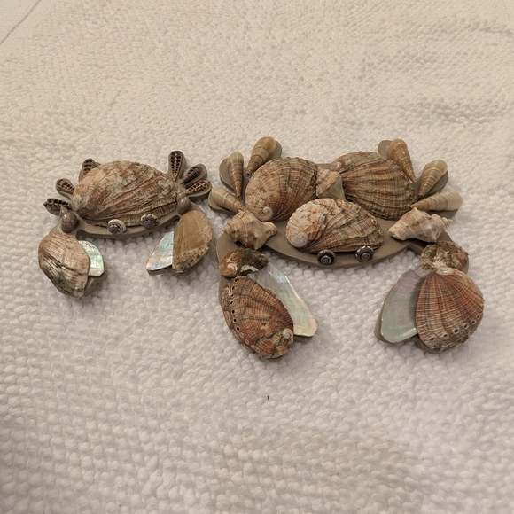 Decorative Handmade Shell Crab Wall Ornaments - Picture 2 of 5